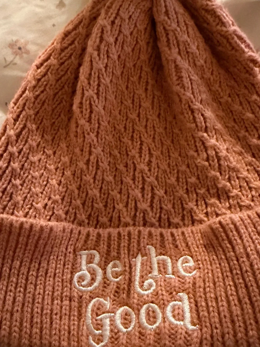 L.L. Bean infant to Toddlers' Bright Pink Fleece Mittens and Hat Set